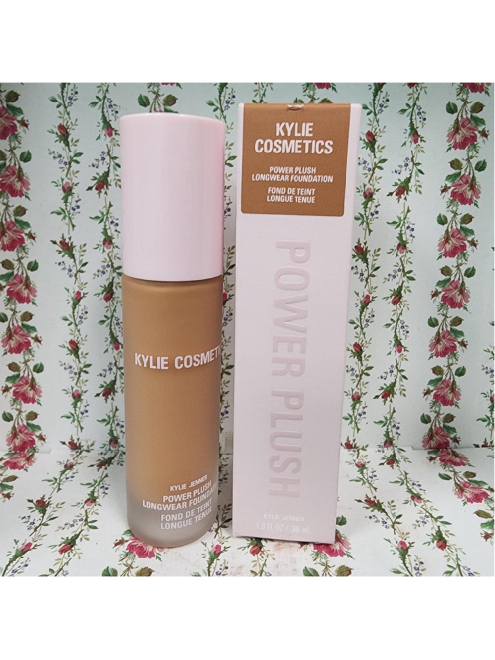 Kylie Cosmetics Power Plush Longwear Foundation in shade 7